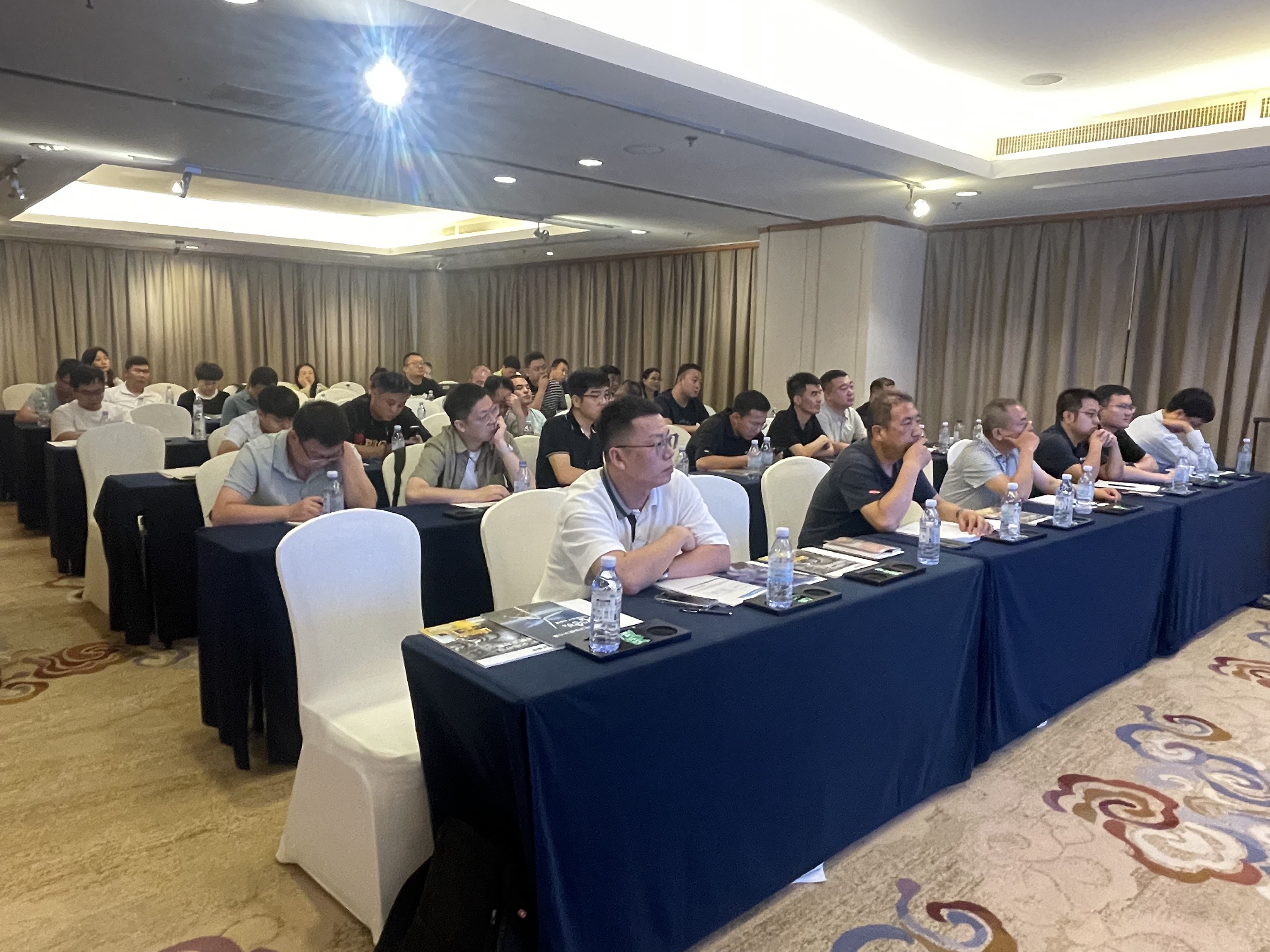 1726293842996992.jpg 7.jpg